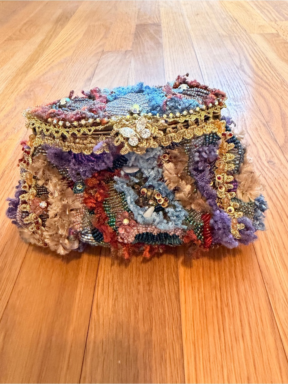 Mary Frances Clutch